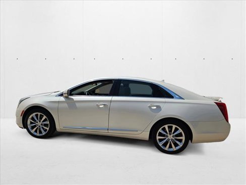 Used 2013 Cadillac XTS Premium image 8