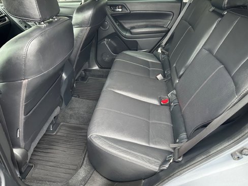 Used 2017 Subaru Forester 2.5i Touring image 12