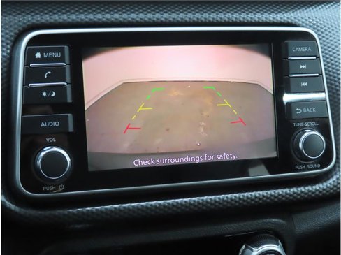 Used 2018 Nissan Kicks SV image 13