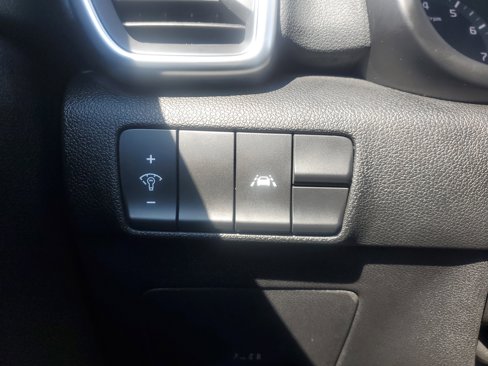 Used 2021 Kia Sportage LX image 28