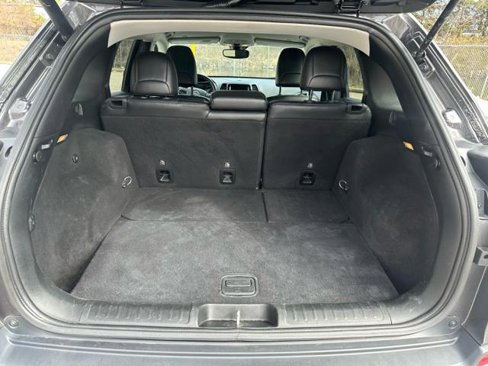 Used 2019 Jeep Cherokee Limited w/ Luxury Group image 32