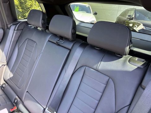 Used 2018 BMW X3 M40i image 29