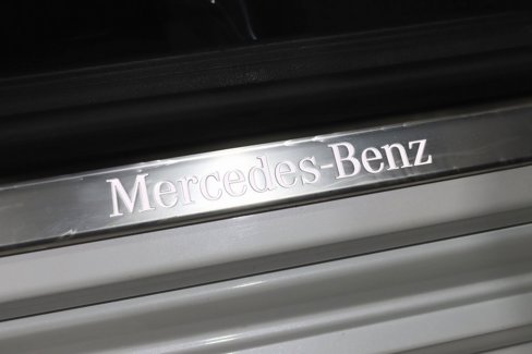 Used 2023 Mercedes-Benz C 300 4MATIC Sedan image 14
