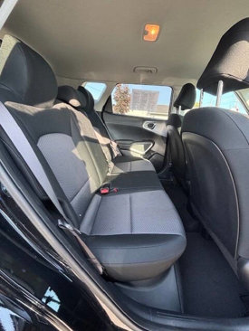 Used 2024 Kia Soul LX w/ LX Technology Package image 11