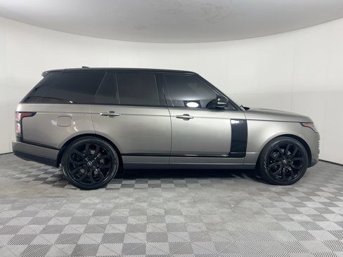 Used 2020 Land Rover Range Rover HSE image 7