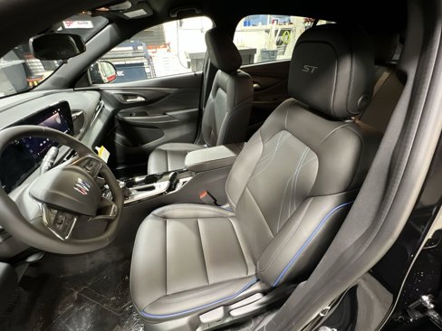New 2025 Buick Envista Sport Touring w/ Convenience II Package image 18