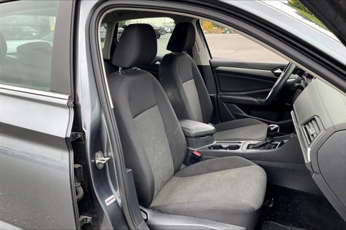 Used 2020 Volkswagen Jetta S image 27