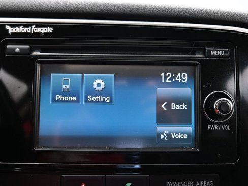 Used 2015 Mitsubishi Outlander SE image 17