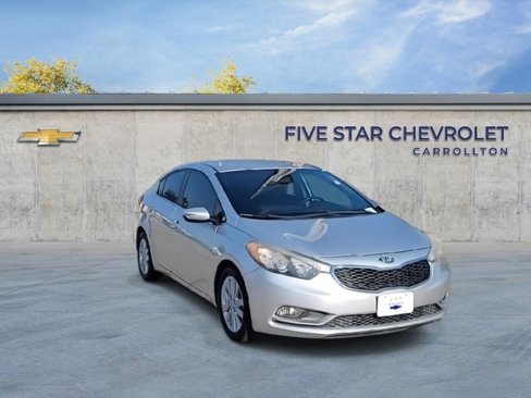 Used 2015 Kia Forte EX image 2