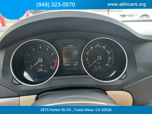 Used 2017 Volkswagen Jetta SE image 11