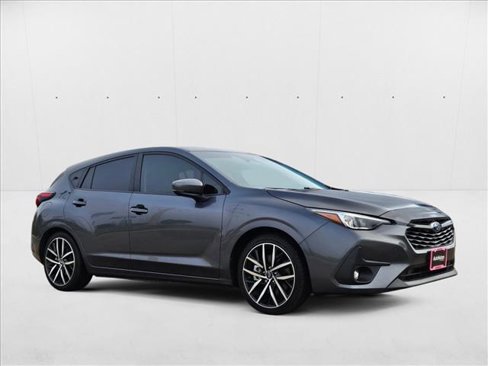Used 2024 Subaru Impreza 2.0i Sport image 3
