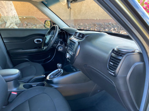 Used 2019 Kia Soul + image 51