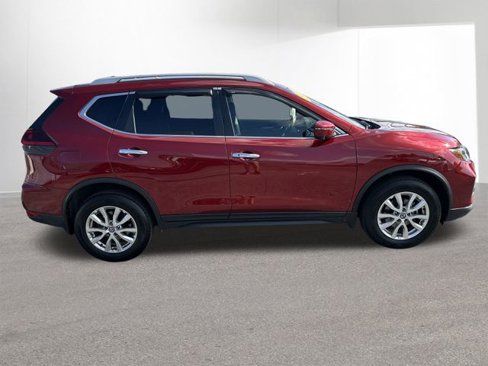 Used 2018 Nissan Rogue SV w/ Premium Package image 31