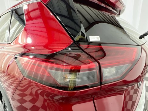 Used 2023 Nissan Rogue SL w/ SL Premium Package image 16