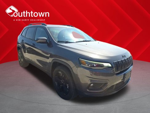 Certified 2019 Jeep Cherokee Latitude Plus image 1