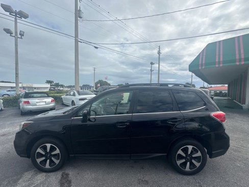 Used 2017 Subaru Forester 2.5i Limited image 3