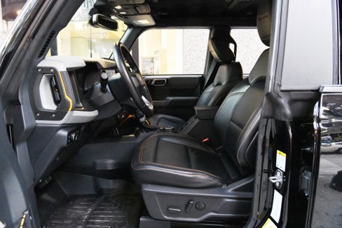Used 2023 Ford Bronco Badlands image 9