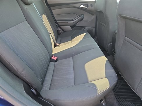 Used 2017 Ford Focus SEL image 25