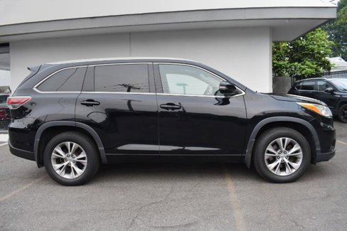 Used 2014 Toyota Highlander XLE image 9