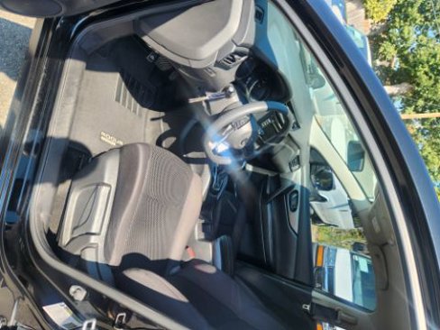 Used 2019 Nissan Rogue Sport S image 10