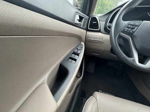 Used 2019 Hyundai Tucson Ultimate w/ Cargo Package image 47