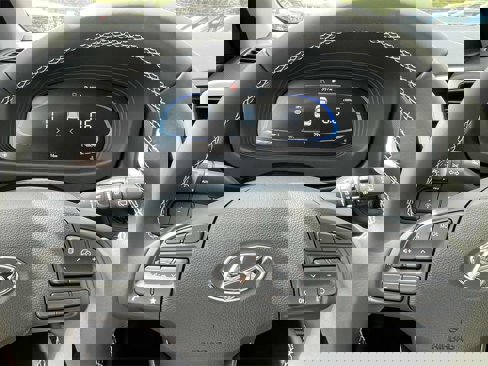New 2026 Hyundai Venue SEL image 18