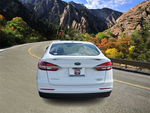 Used 2020 Ford Fusion Titanium image 4
