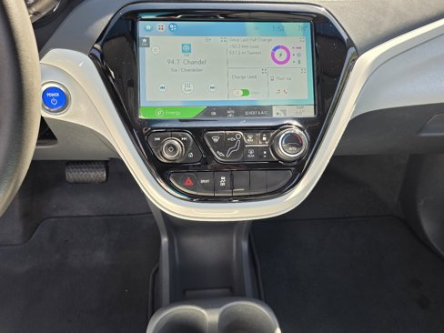 Used 2017 Chevrolet Bolt LT image 32