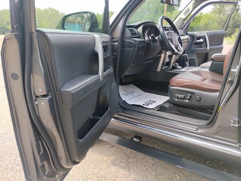 Used 2023 Toyota 4Runner Limited image 7