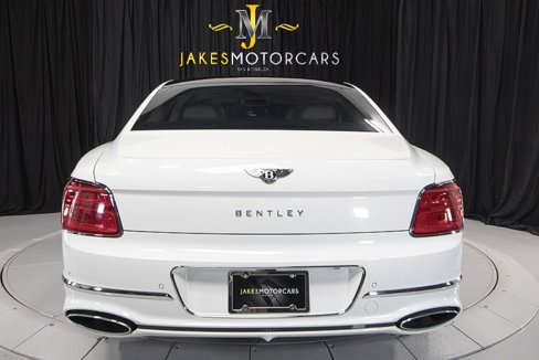 Used 2021 Bentley Flying Spur W12 image 9