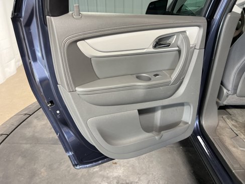 Used 2014 Chevrolet Traverse LS image 17
