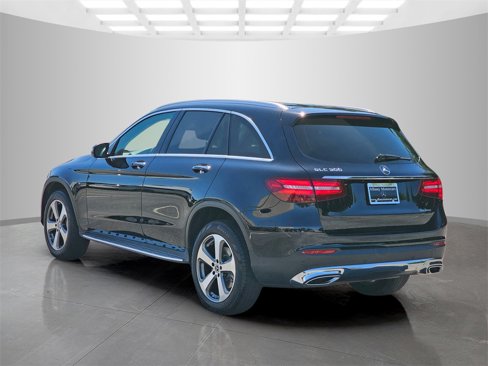 Used 2019 Mercedes-Benz GLC 300 image 4