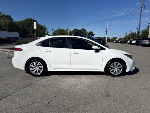 Used 2024 Toyota Corolla LE image 8