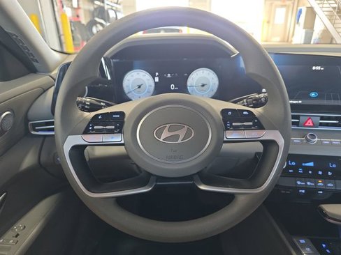 Certified 2024 Hyundai Elantra SEL image 15