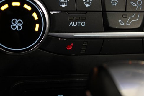Used 2020 Ford EcoSport SE w/ SE Convenience Package image 20