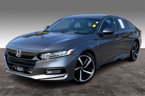 Used 2018 Honda Accord Sport image 2