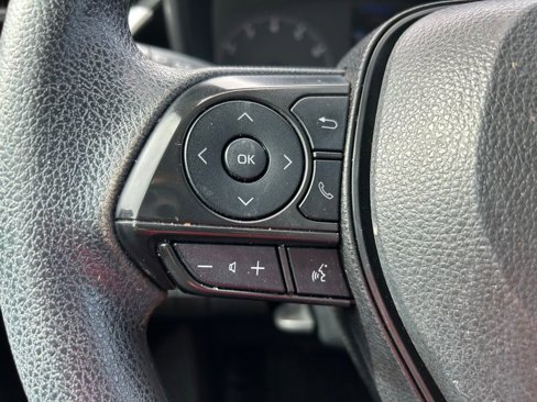 Used 2023 Toyota Corolla LE image 19