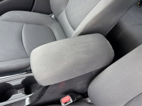 Used 2022 Toyota Corolla LE image 14