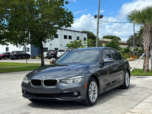 Used 2018 BMW 320i Sedan image 1