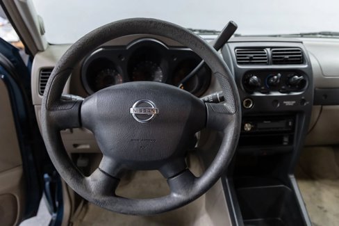 Used 2002 Nissan Frontier XE image 14
