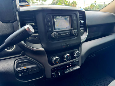 Used 2019 RAM 2500 Big Horn image 15