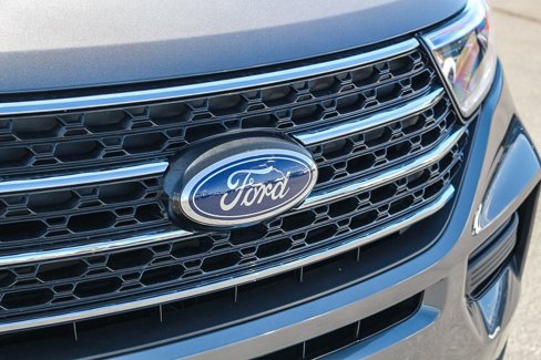 Used 2022 Ford Explorer XLT image 5