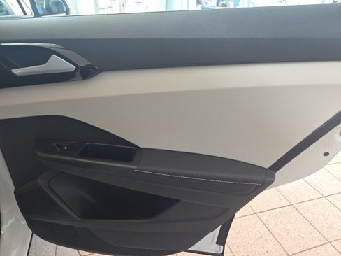New 2025 Volkswagen Taos S image 11