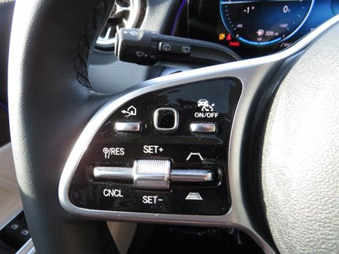 Certified 2022 Mercedes-Benz GLB 250 4MATIC image 10