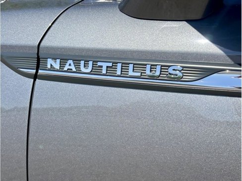Used 2021 Lincoln Nautilus Reserve w/ Class II Trailer Tow Package image 10