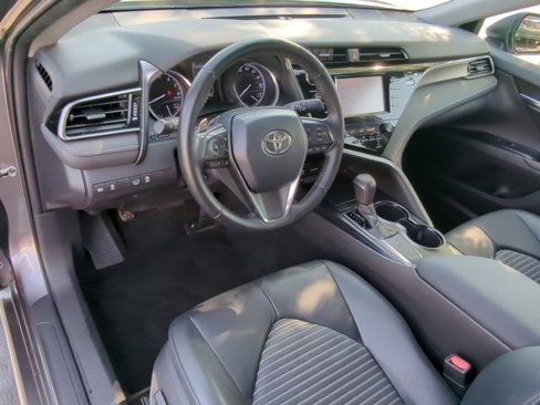 Certified 2019 Toyota Camry SE image 13