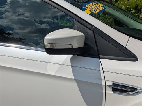 Used 2017 Ford Escape Titanium image 11