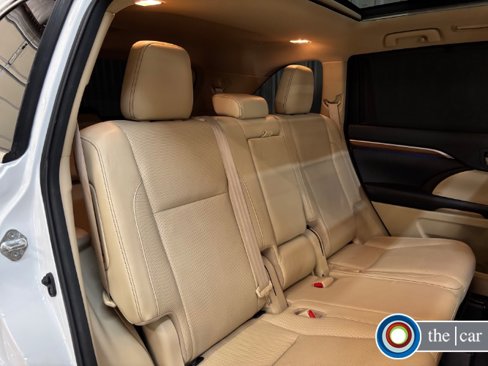 Used 2018 Toyota Highlander Limited Platinum image 15