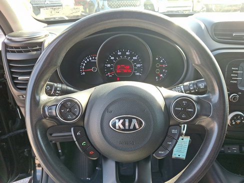 Used 2019 Kia Soul image 19