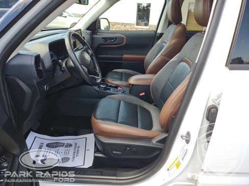 Used 2022 Ford Bronco Sport Outer Banks w/ Tech Package image 9